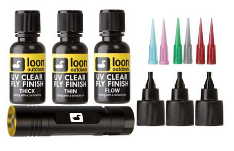 Du tilføjede <b><u>UV Fly Tying Kit (1/2 oz)</u></b> til kurven.