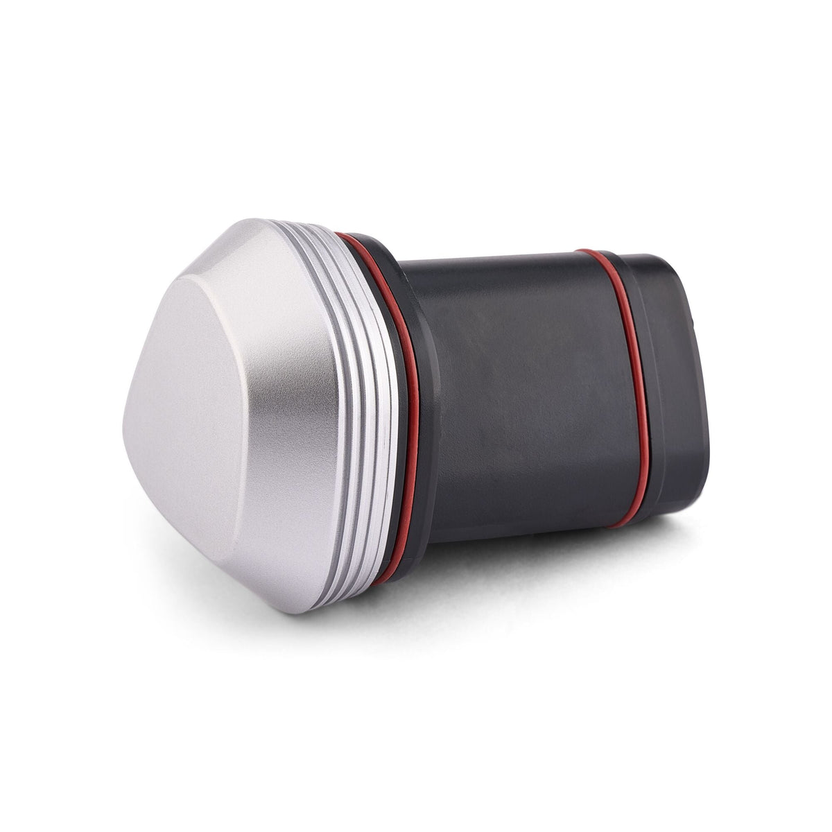 PENN Fathom® Electric Spare Battery med sort batterihus, sølvfarvet endestykke og røde tætningsringe.